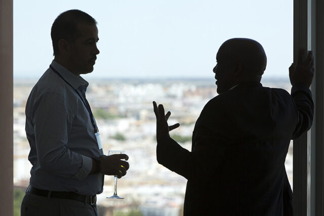  av 1145 encuentro parques tecnológicos