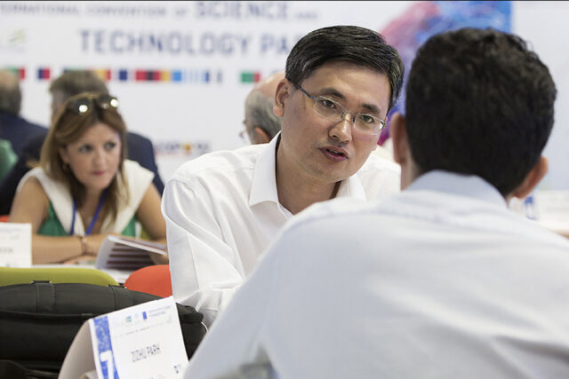  av 1334 encuentro parques tecnológicos