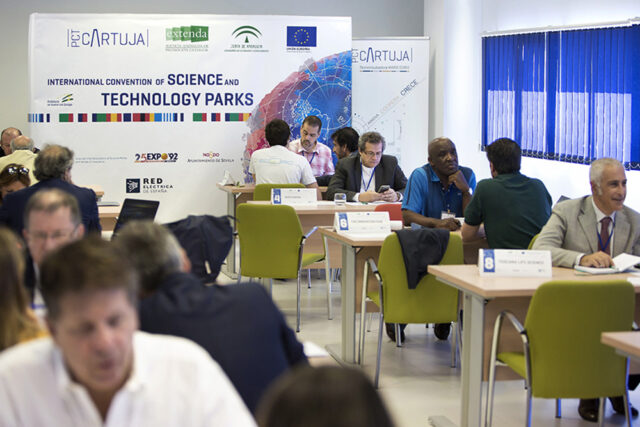  av 1601 encuentro parques tecnológicos