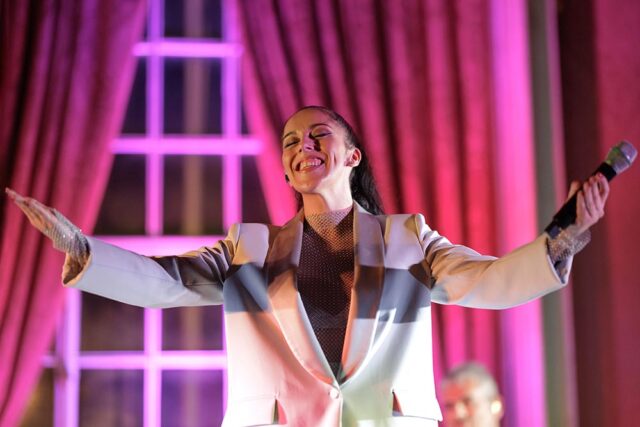 1220 sara correia 1220 sara correia