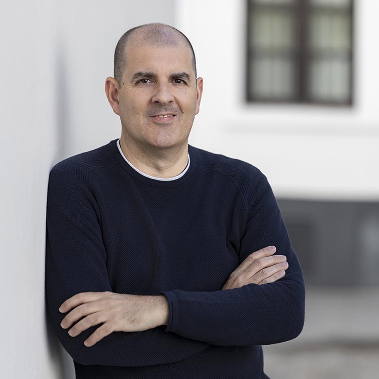 Sobre mí av 7874 copia